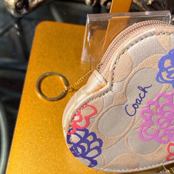 Coach Floral Heart Coin Pouch Keychain in Cream and Multicolor - Picture 2 of 4